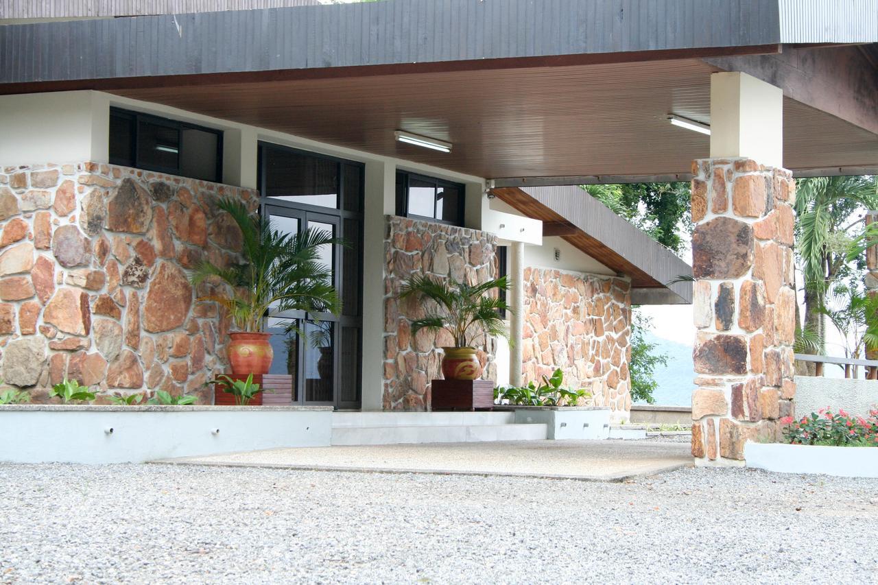 Volta Hotel Akosombo Екстер'єр фото