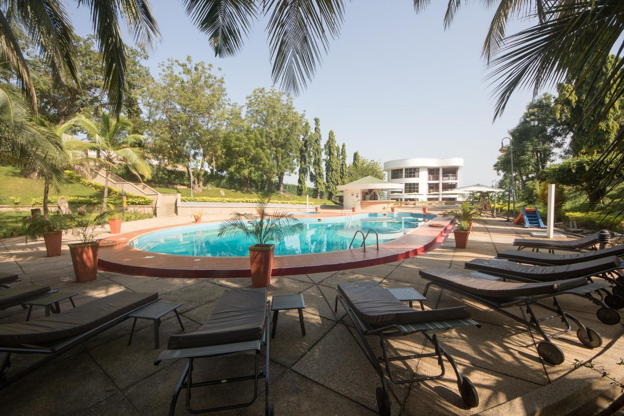 Volta Hotel Akosombo Екстер'єр фото