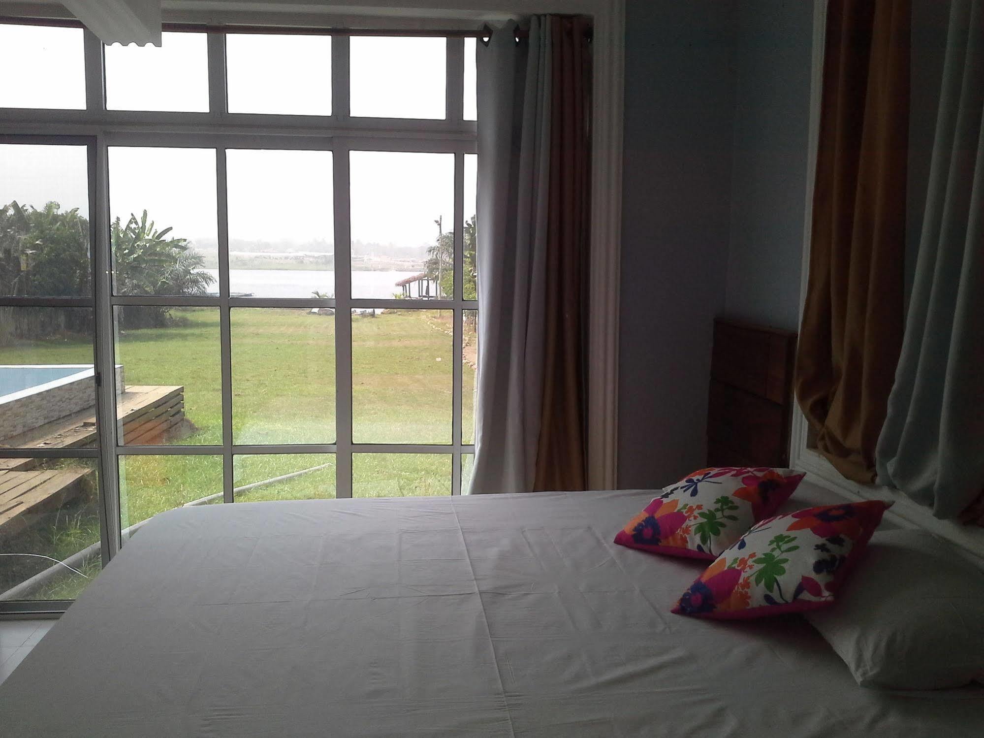 Volta Hotel Akosombo Екстер'єр фото